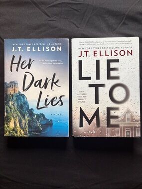 2 Book Bundle (Softcover) - J.T. Ellison